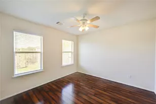 2922 Halcyon Time Trail, Houston, TX 77045 - Photo 35