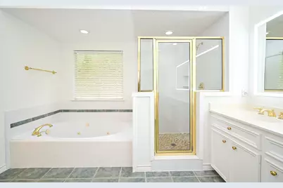 1915 Woodbury Street, Houston, TX 77030 - Photo 25