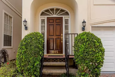 1915 Woodbury Street, Houston, TX 77030 - Photo 3
