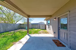2164 Dale St, Alvin, TX 77511 - Photo 33