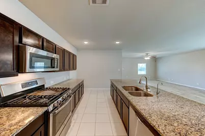 2164 Dale Street, Alvin, TX 77511 - Photo 9