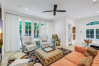 854 Plainwood Drive, Houston, TX 77079 - Photo 17