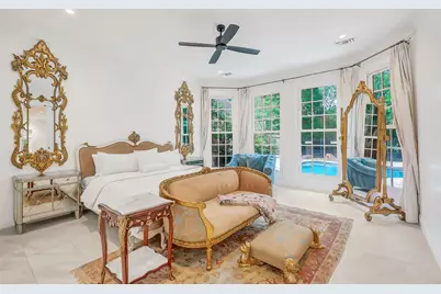 854 Plainwood Drive, Houston, TX 77079 - Photo 19