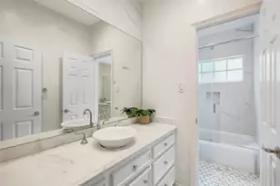 854 Plainwood Dr, Houston, TX 77079 - Photo 29