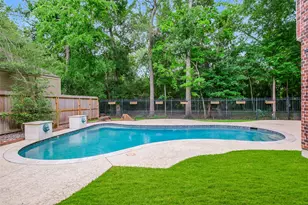 854 Plainwood Dr, Houston, TX 77079 - Photo 35
