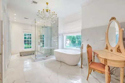 854 Plainwood Drive, Houston, TX 77079 - Photo 21
