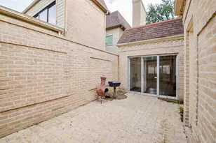 44 Bayou Pointe Dr, Houston, TX 77063 - Photo 37