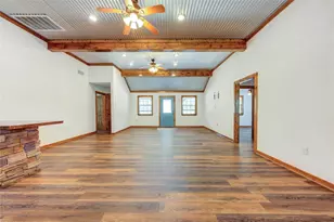 8805 Sun Oil Rd, Brenham, TX 77833 - Photo 15