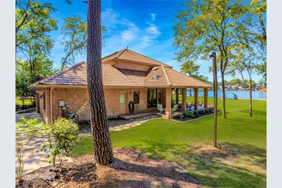 142 Lakeside Drive, Conroe, TX 77356 - Photo 35