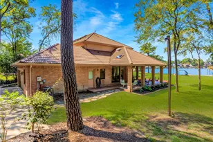 142 Lakeside Dr, Conroe, TX 77356 - Photo 35