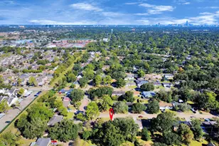 6031 Dellfern Dr, Houston, TX 77035 - Photo 41