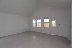 351 W Rose Marie Ln, Montgomery, TX 77356 - Photo 5