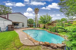 402 Redway Ln, Webster, TX 77598 - Photo 37