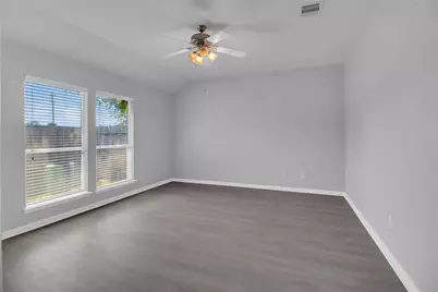 1526 Village Townhome Drive, Pasadena, TX 77504 - Photo 15
