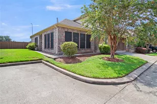 1526 Village Townhome Dr, Pasadena, TX 77504 - Photo 3