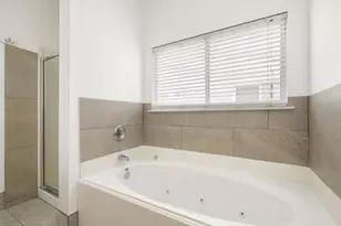 20827 Settlers Lake Cir N, Katy, TX 77449 - Photo 7