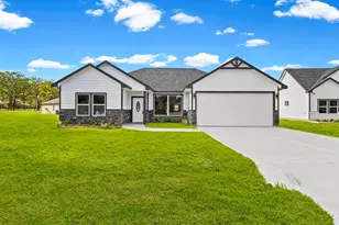 44 Meadow Lake Dr, Trinity, TX 75862 - Photo 1