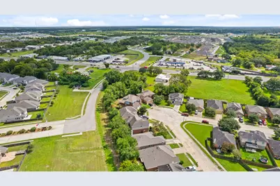 204 Rippling Creek Lane, Alvin, TX 77511 - Photo 43
