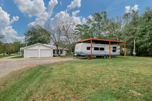 312 Pinecrest Dr, Trinity, TX 75862 - Photo 31