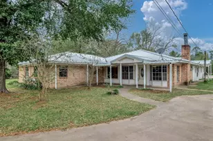 312 Pinecrest Dr, Trinity, TX 75862 - Photo 1