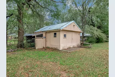 312 Pinecrest Drive, Trinity, TX 75862 - Photo 33