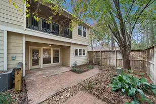 150 N Magnolia Pond Pl, The Woodlands, TX 77381 - Photo 9