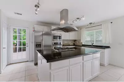 59 Fire Flicker Place, The Woodlands, TX 77381 - Photo 11