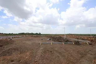 4717 Barkley Cv Dr, Texas City, TX 77591 - Photo 7