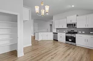 2119 Emerald Lk Trl, Dayton, TX 77535 - Photo 7