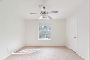 323 Bloomhill Pl, Magnolia, TX 77354 - Photo 17