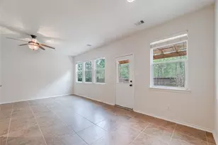 323 Bloomhill Pl, Magnolia, TX 77354 - Photo 11