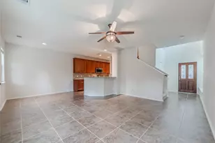 323 Bloomhill Pl, Magnolia, TX 77354 - Photo 9