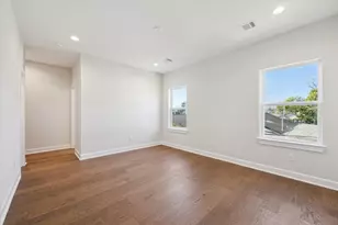 1303 Cordel St, Houston, TX 77009 - Photo 33