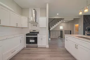 4748 Mallow Street E, Houston, TX 77033 - Photo 29