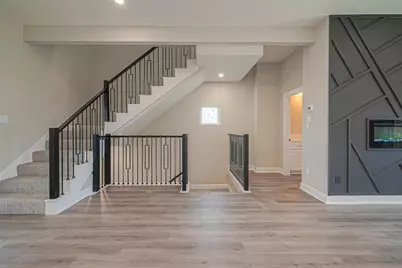 4748 Mallow Street E, Houston, TX 77033 - Photo 23