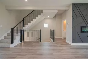 4748 Mallow Street E, Houston, TX 77033 - Photo 23