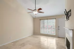 1860 White Oak Dr, Houston, TX 77009 - Photo 3