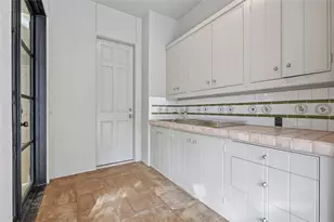 201 Hidden Pines Ct, League City, TX 77573 - Photo 35