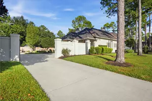 201 Hidden Pines Ct, League City, TX 77573 - Photo 45