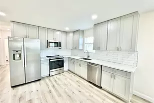 5127 Avenue L, Galveston, TX 77551 - Photo 5