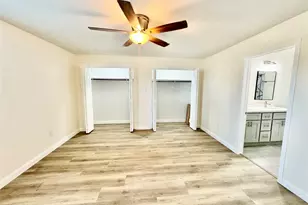 5127 Avenue L, Galveston, TX 77551 - Photo 9