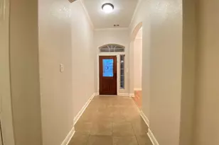 204 Bailey Brook Ln, Dickinson, TX 77539 - Photo 3