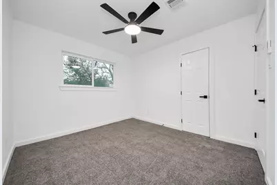 101 Talisman Street, Lake Jackson, TX 77566 - Photo 27