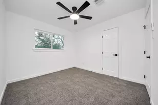 101 Talisman St, Lake Jackson, TX 77566 - Photo 27