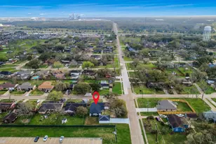 101 Talisman St, Lake Jackson, TX 77566 - Photo 47