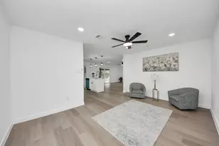 101 Talisman St, Lake Jackson, TX 77566 - Photo 5