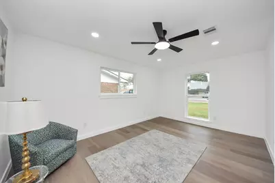 101 Talisman Street, Lake Jackson, TX 77566 - Photo 7