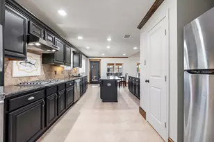 3405 Stonecrest Ct, Pearland, TX 77581 - Photo 11