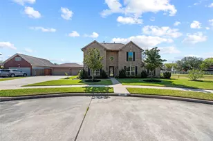 3405 Stonecrest Ct, Pearland, TX 77581 - Photo 3