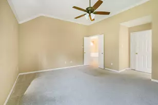 1602 Summer Rain Dr, Houston, TX 77339 - Photo 19